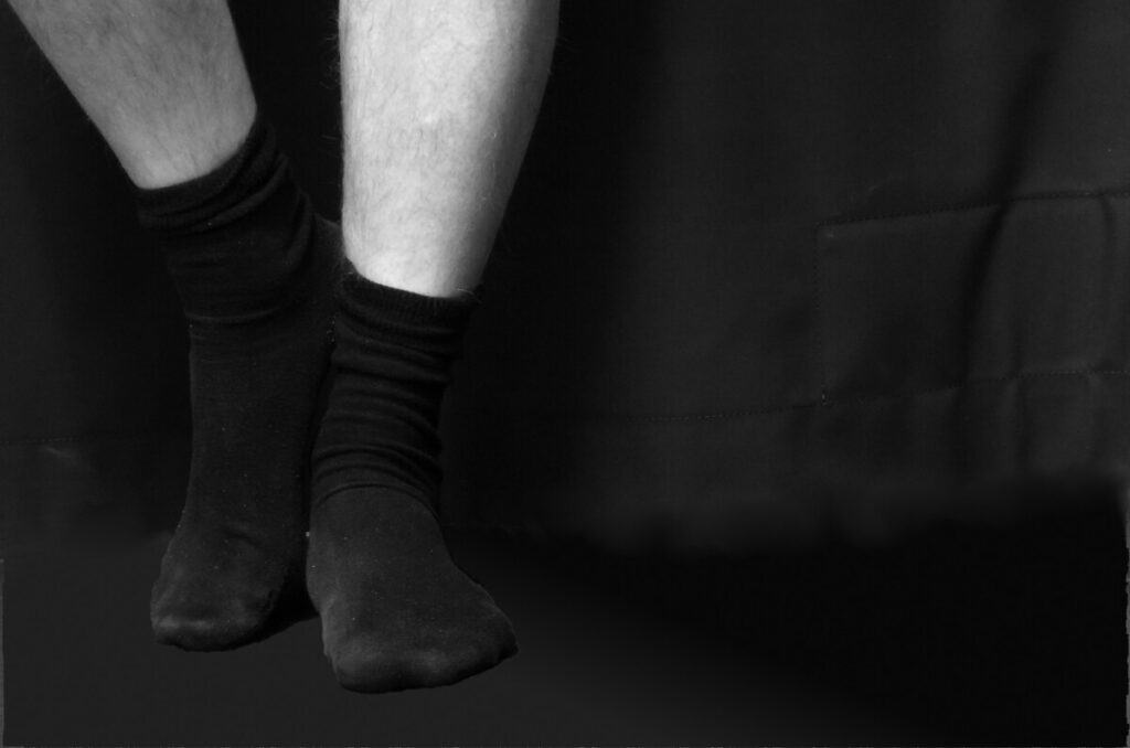 Do Black Socks Cause Bacteria On Feet