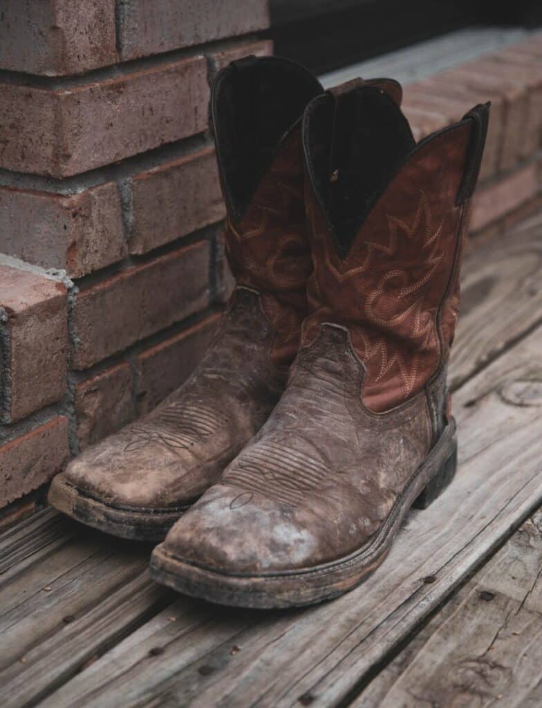 How to Wear Cowboy Boots With Jeans