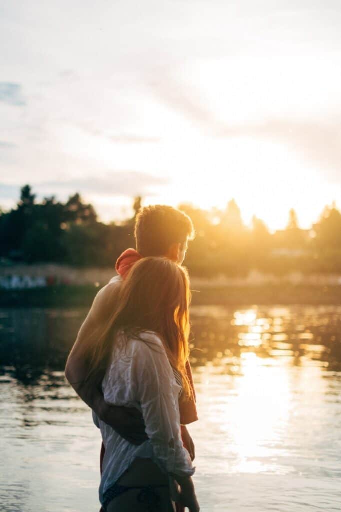 How do you know your twin flame is longing for you